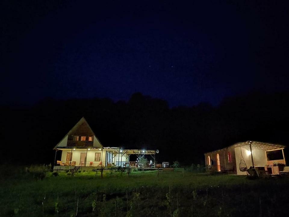Winery & Brewery - Family Guesthouse "Villa Rbona" Khashuri Exterior photo